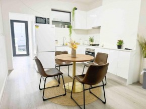 Central 3BR & Central station&Chinatown-5 mins walk, Sydney